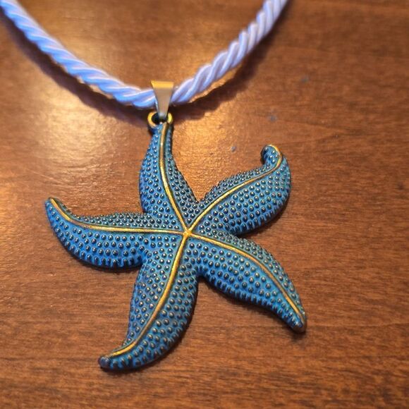 Starfish vintage style on cord necklace - Picture 9 of 9